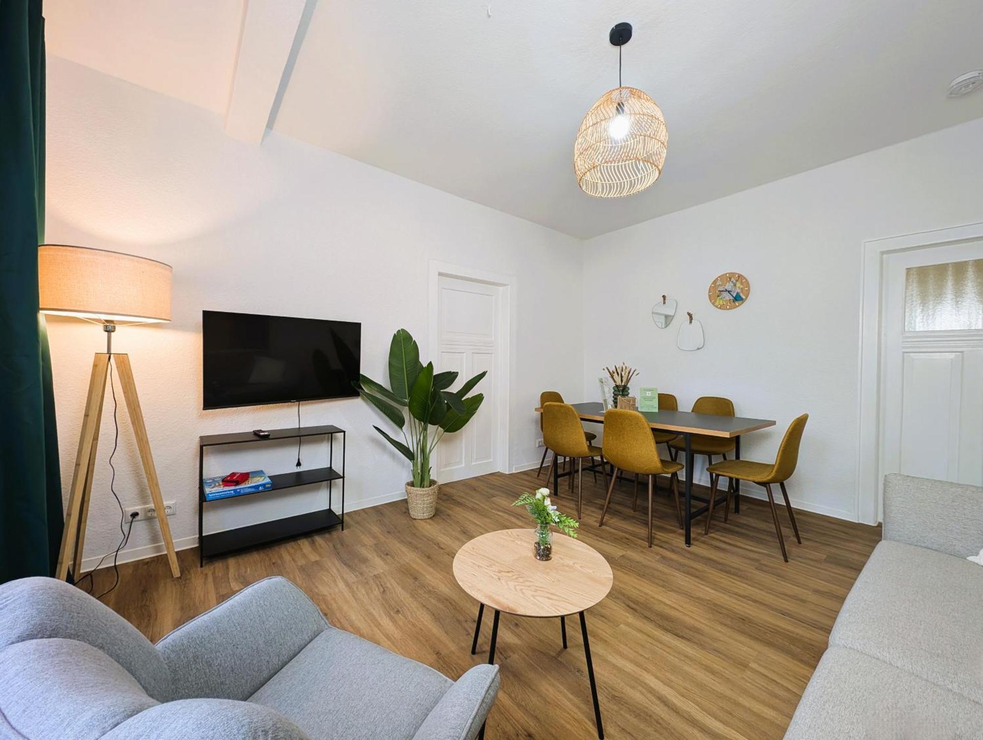 Bohnapartments - Topfmarkt Xxl Suiten - Neu In Top Zentrumslage, Vollausstattung, Wlan, Parkplaetze 일메나우 외부 사진