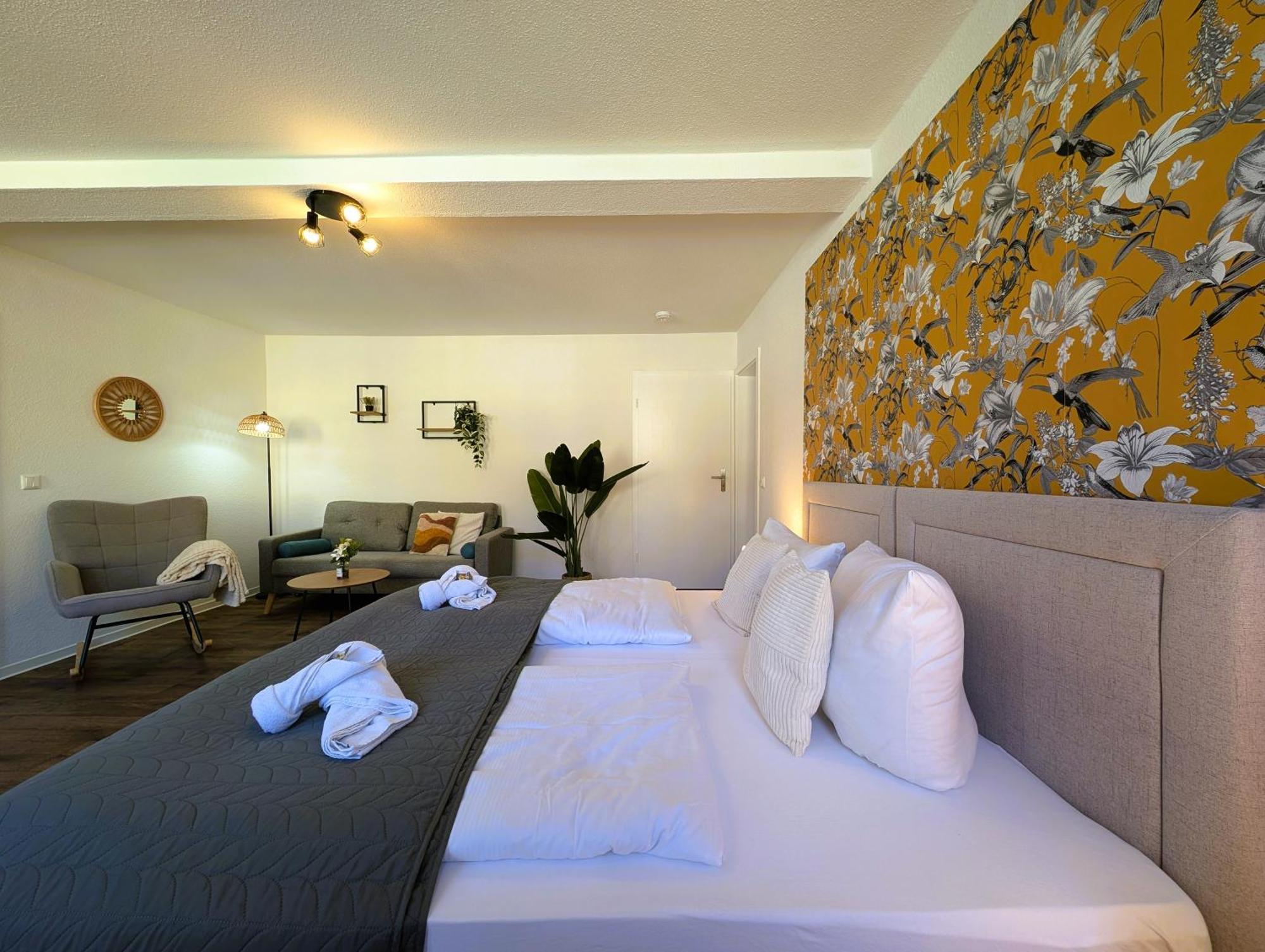 Bohnapartments - Topfmarkt Xxl Suiten - Neu In Top Zentrumslage, Vollausstattung, Wlan, Parkplaetze 일메나우 외부 사진
