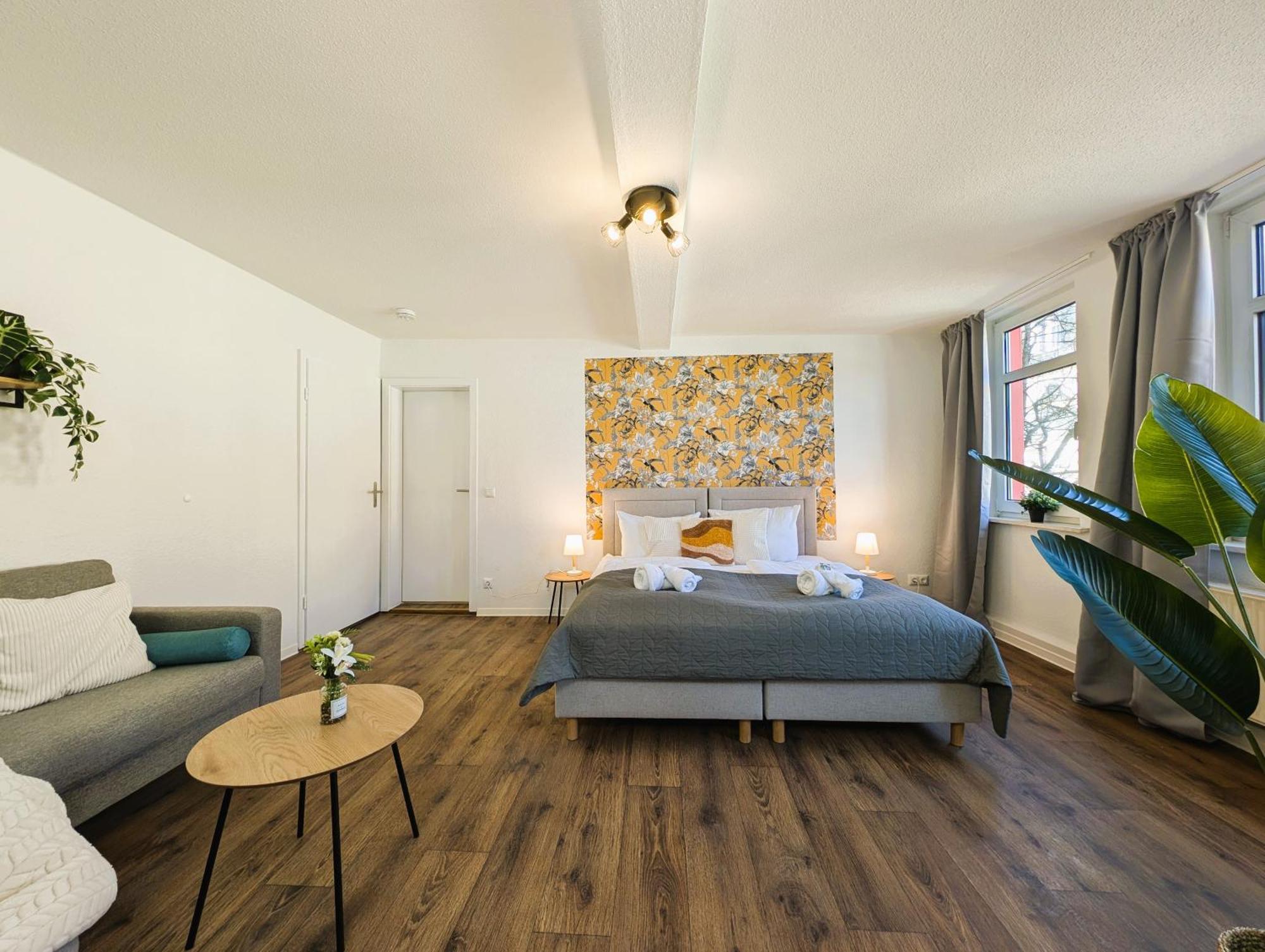 Bohnapartments - Topfmarkt Xxl Suiten - Neu In Top Zentrumslage, Vollausstattung, Wlan, Parkplaetze 일메나우 외부 사진